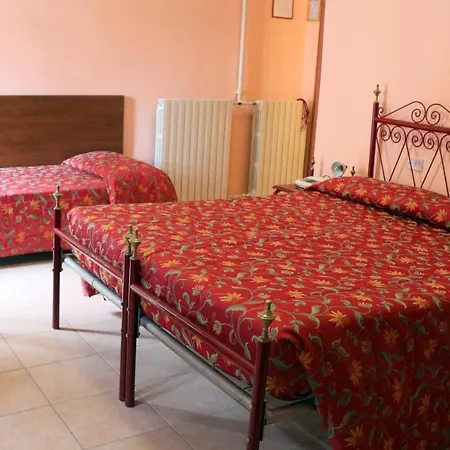 Italia Hotel 3*