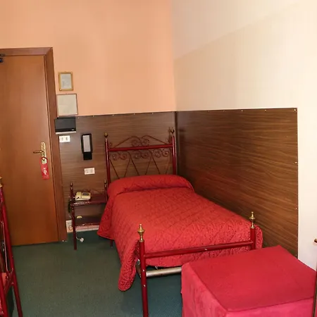 Italia 3* Turin