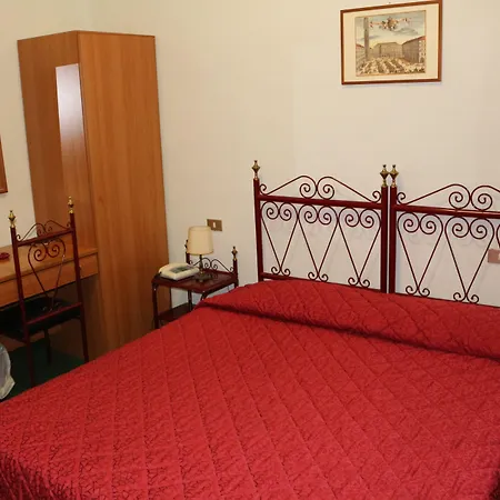 Hotel Italia