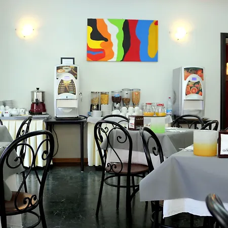 Italia 3* تورينو