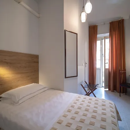 Hotel Italia 3*