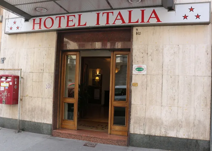 Italia فندق